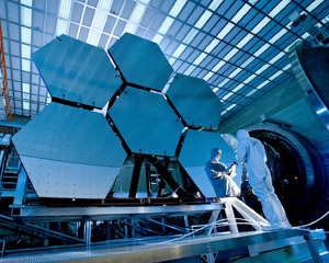 可穿戴設(shè)備不好賣了， Apple Watch 依舊一枝獨(dú)秀